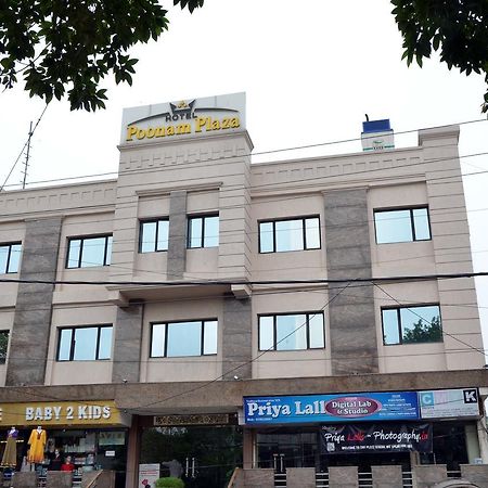 Hotel Poonam Plaza Agra  Exterior foto