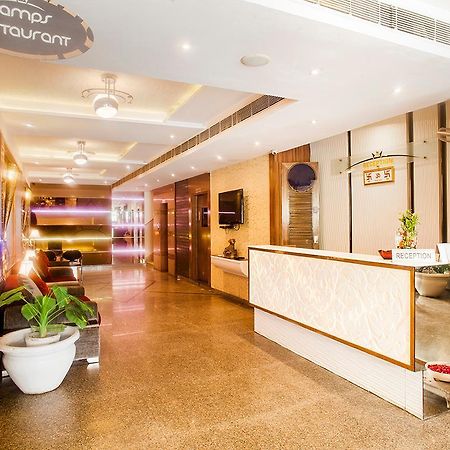 Hotel Poonam Plaza Agra  Exterior foto