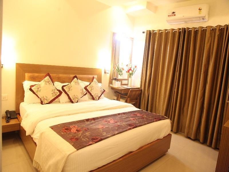 Hotel Poonam Plaza Agra  Exterior foto