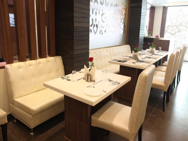 Hotel Poonam Plaza Agra  Exterior foto