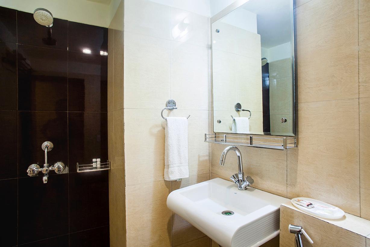 Hotel Poonam Plaza Agra  Exterior foto
