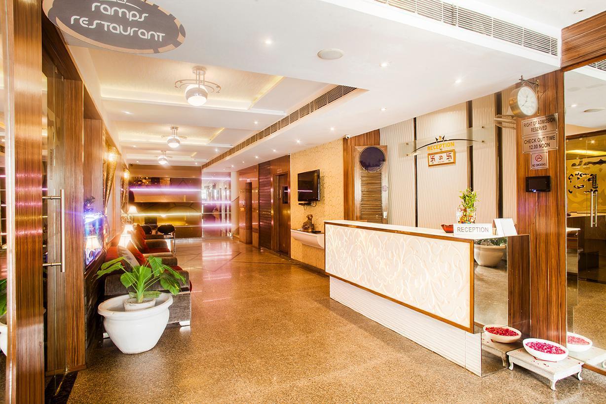 Hotel Poonam Plaza Agra  Exterior foto