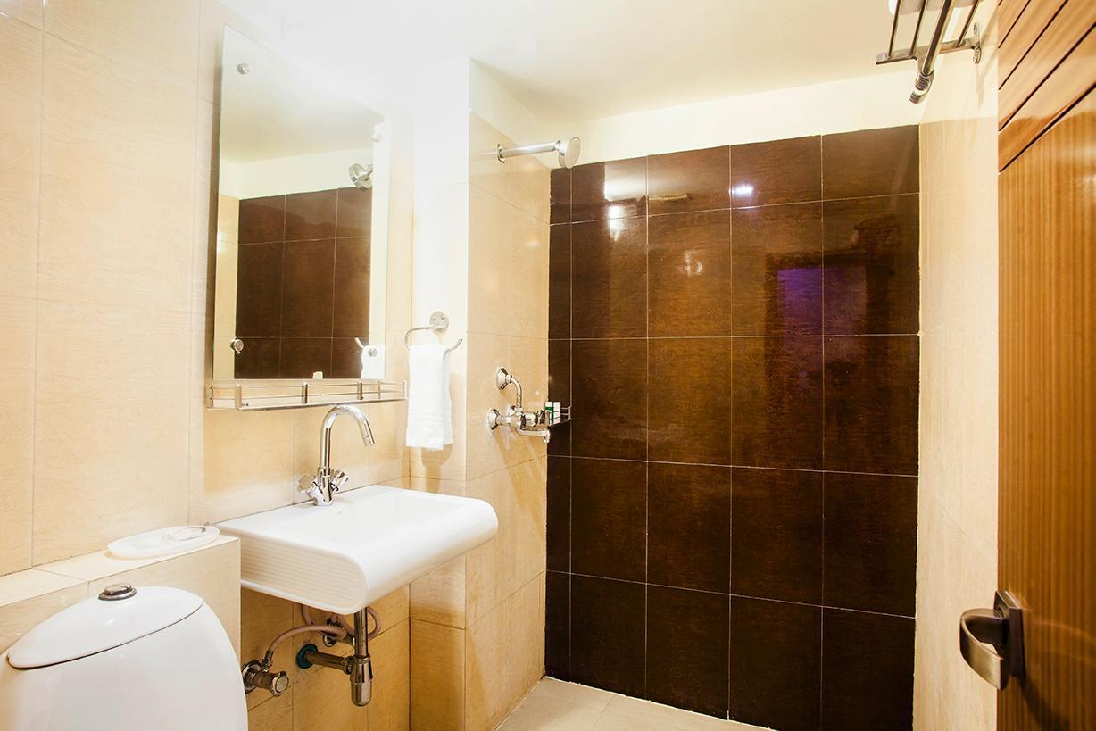 Hotel Poonam Plaza Agra  Exterior foto