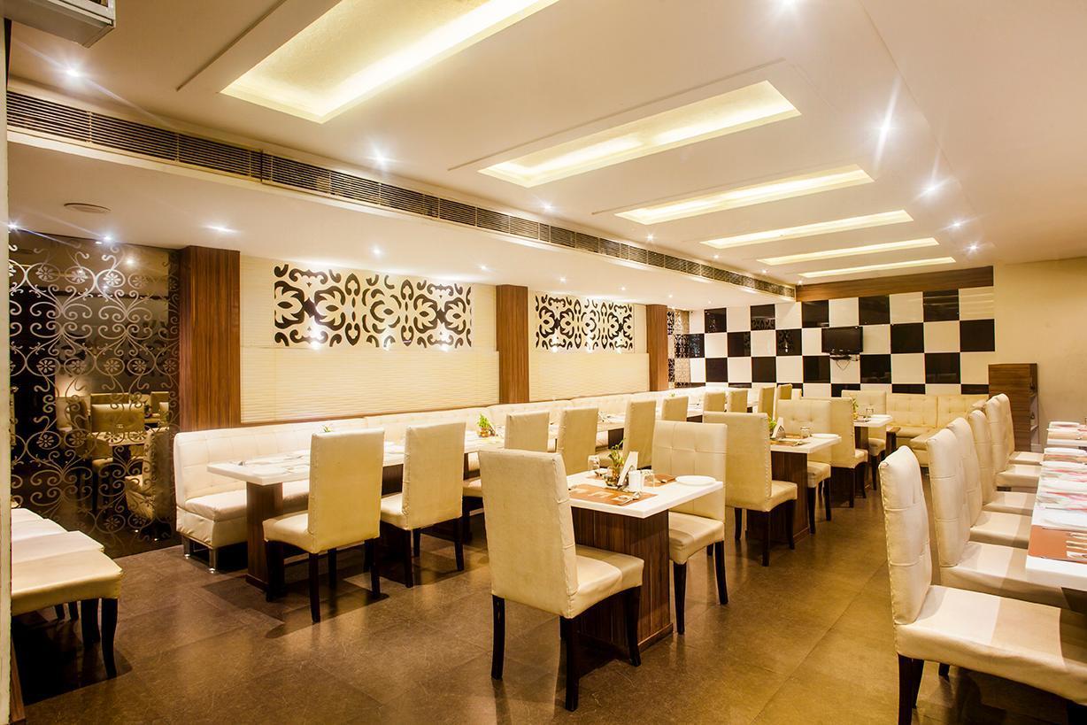 Hotel Poonam Plaza Agra  Exterior foto