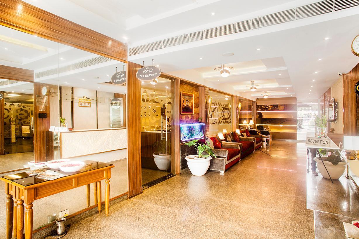 Hotel Poonam Plaza Agra  Exterior foto